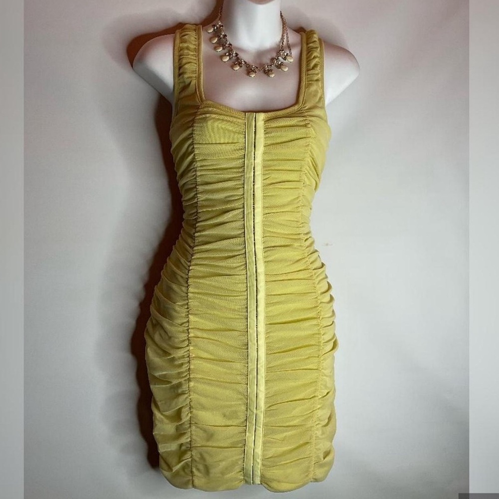 Solid Ruched Bodycon Mini Dress🍈 - Picture 5 of 6